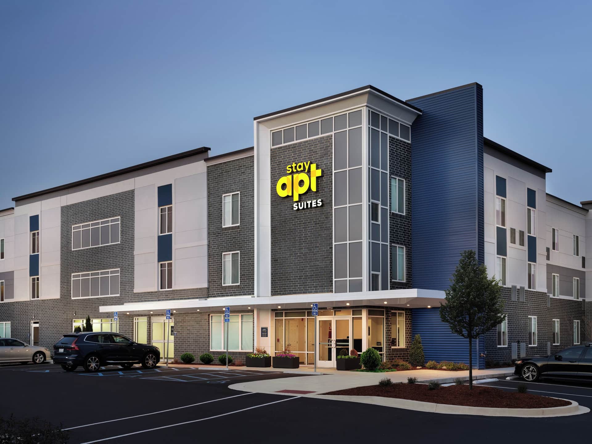 stayAPT Suites Atlanta-Newnan
