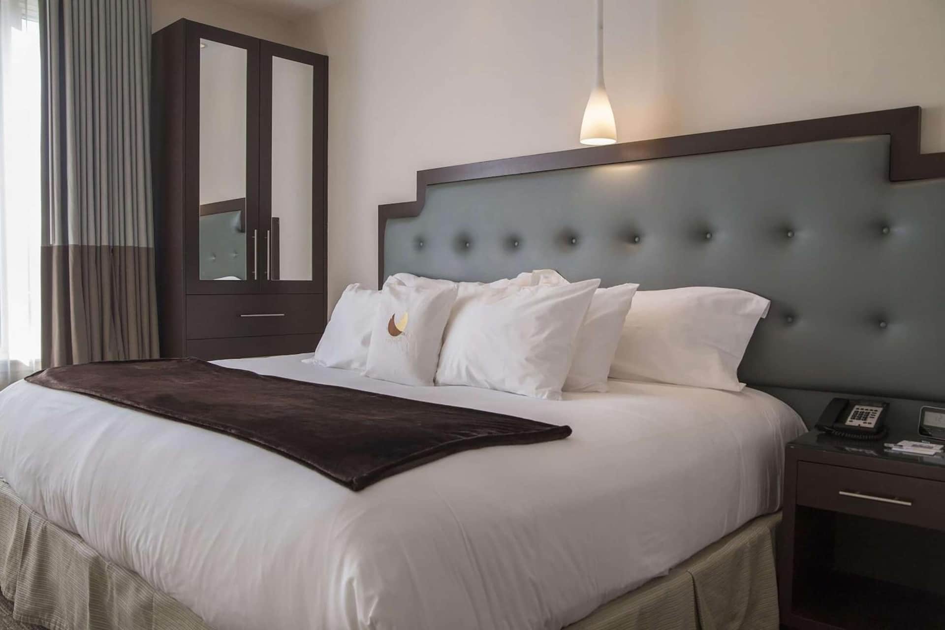 Aura Hotel Brooklyn