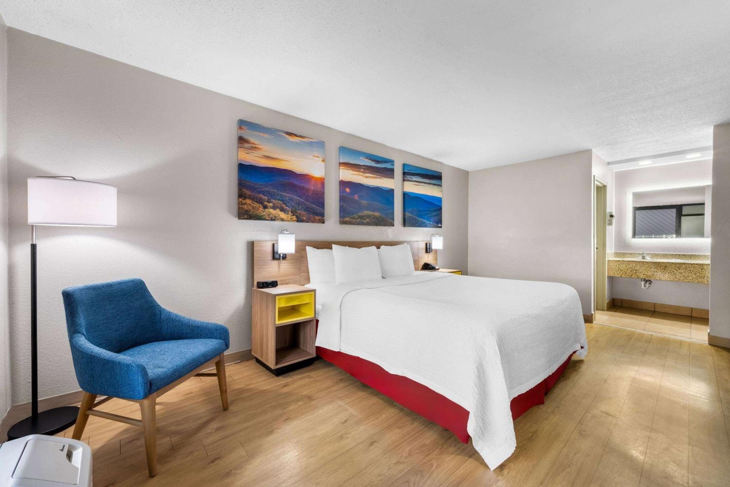 Days Inn by Wyndham Raleigh Midtown