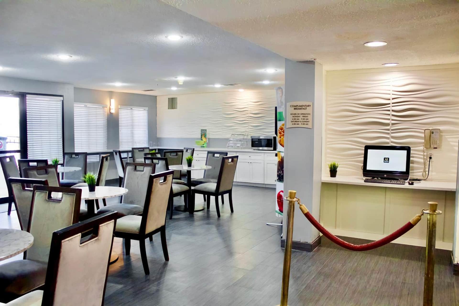 Quality Inn & Suites Irving DFW Airport South