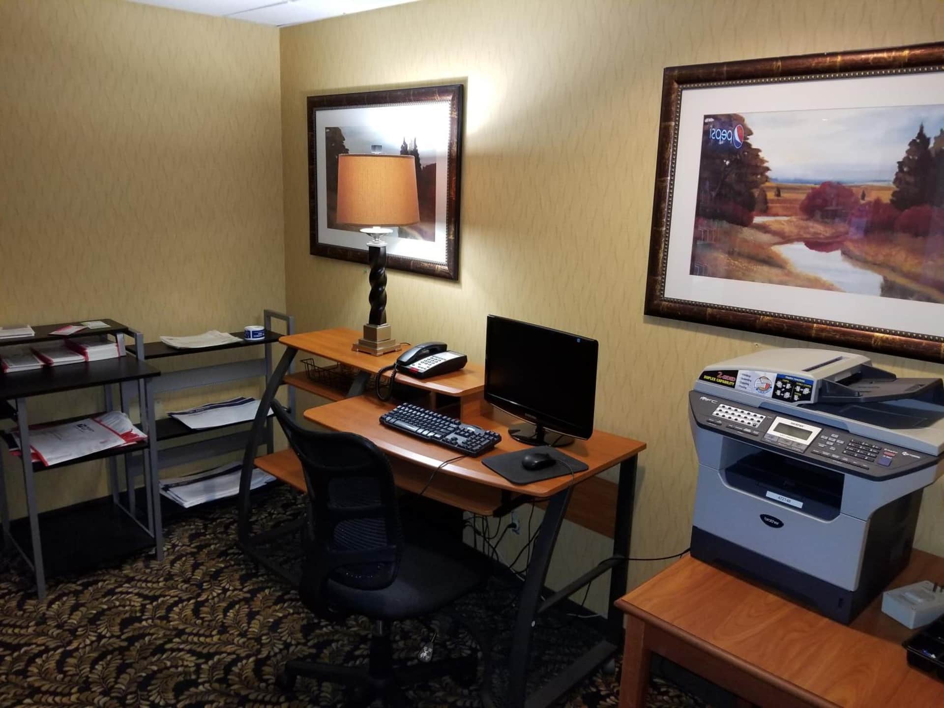 Days Inn by Wyndham Tulsa Central