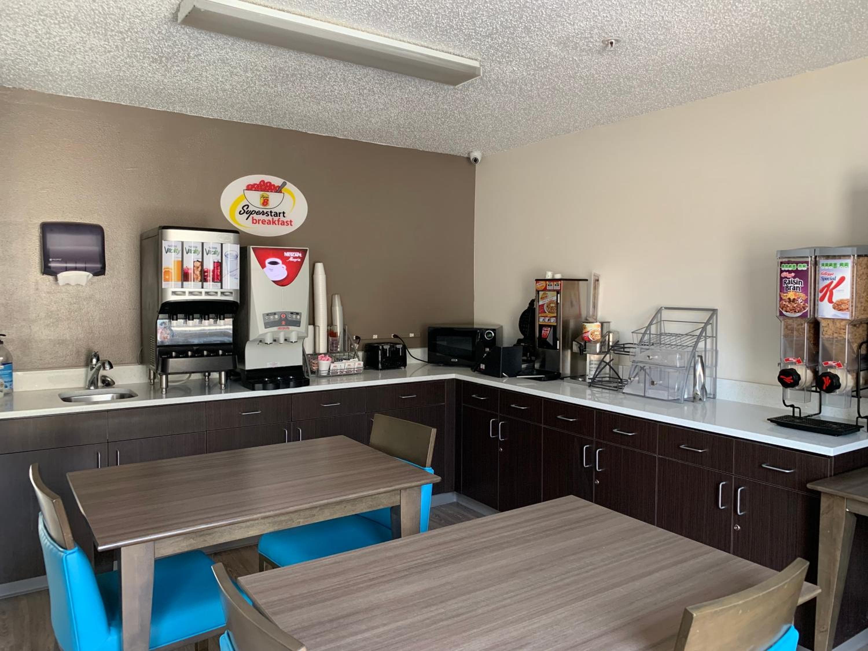 Super 8 by Wyndham Waxahachie TX