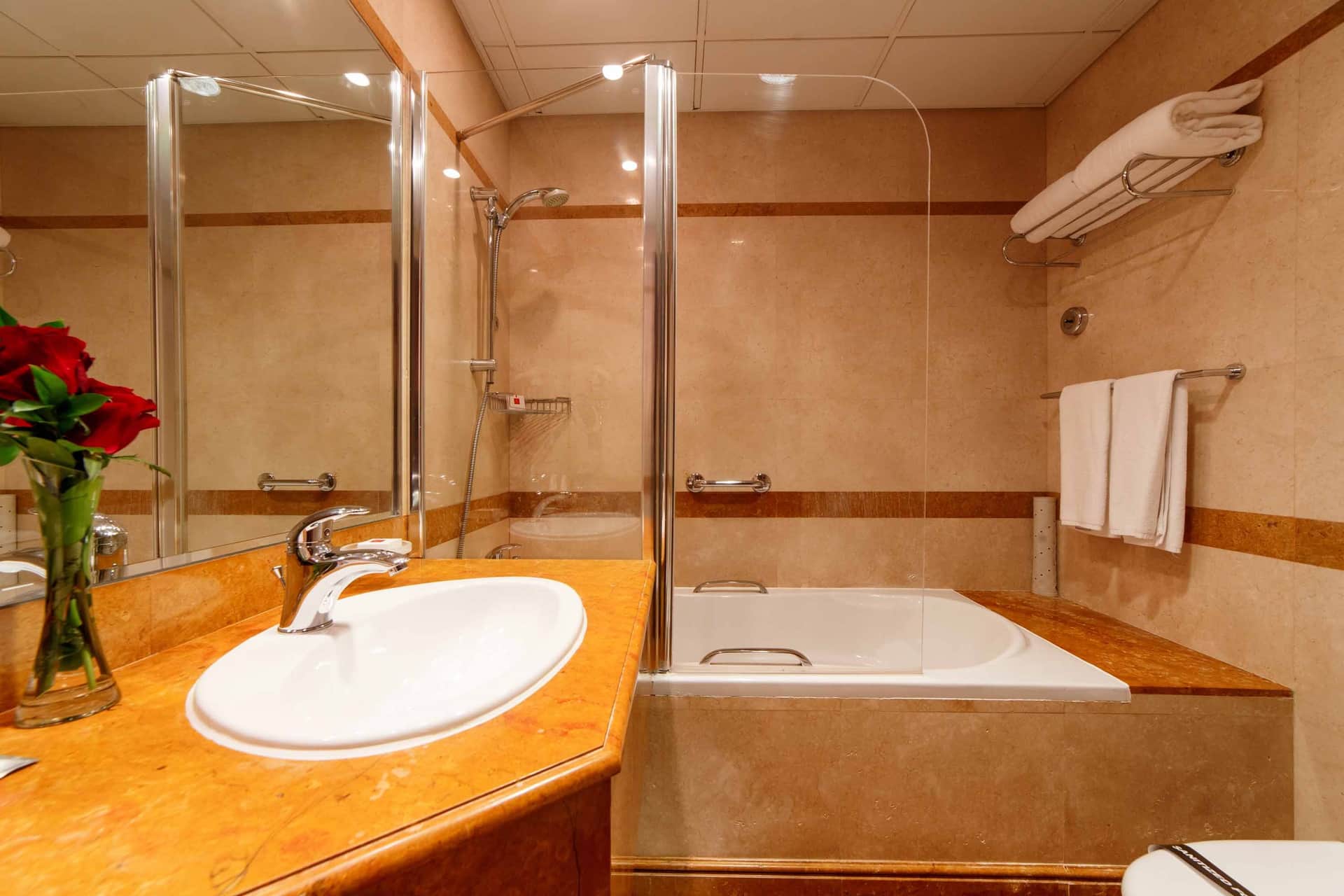 Grand Millennium Dubai Hotel