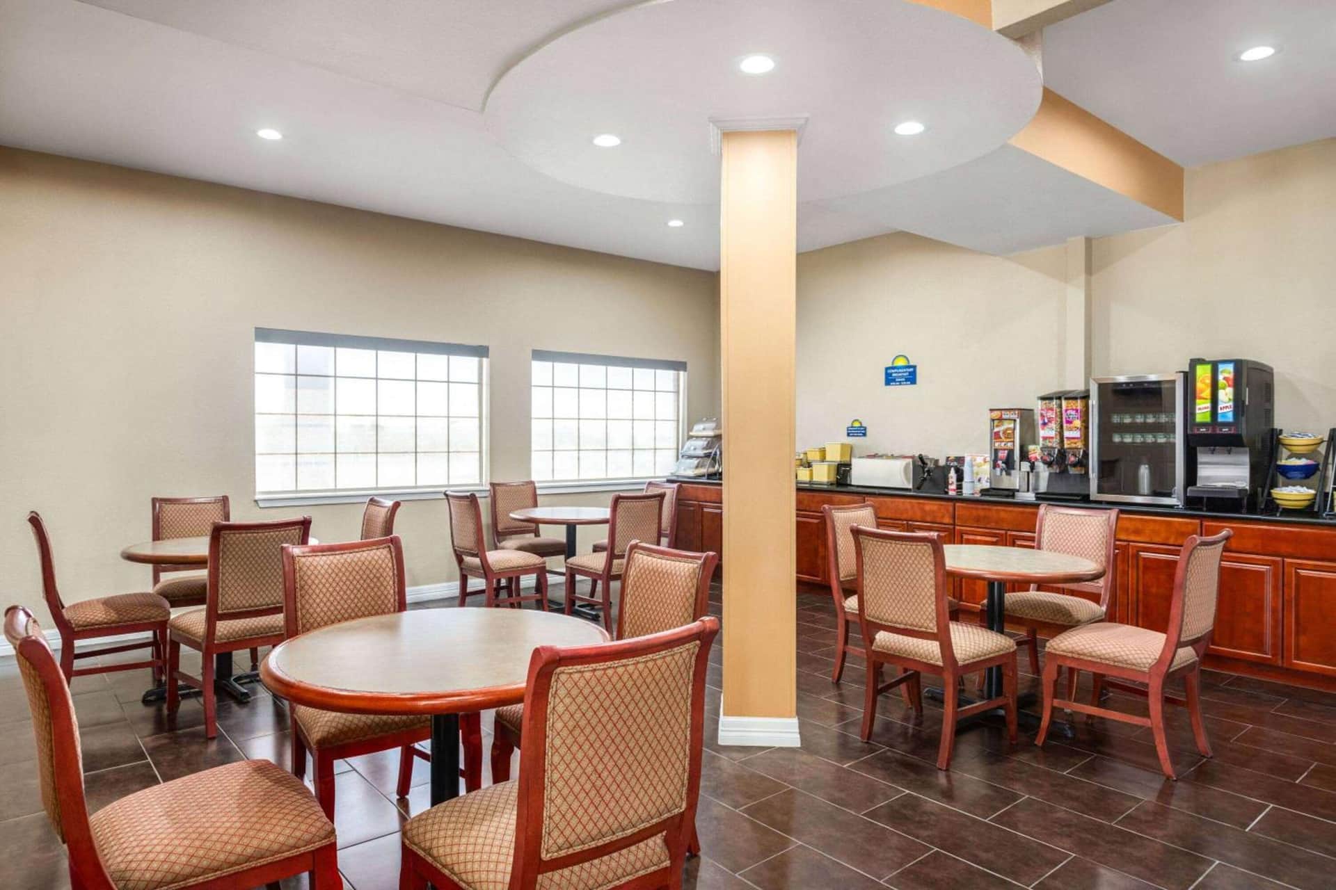 Days Inn by Wyndham San Antonio Near Fiesta Park