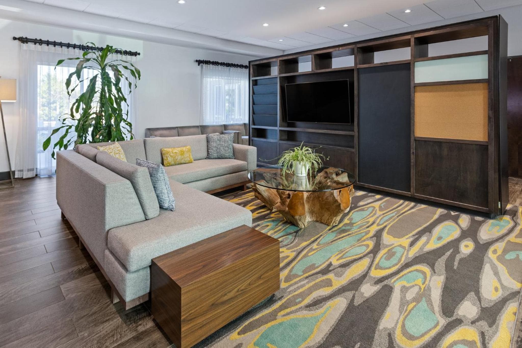 Holiday Inn & Suites - Savannah Airport - Pooler by IHG