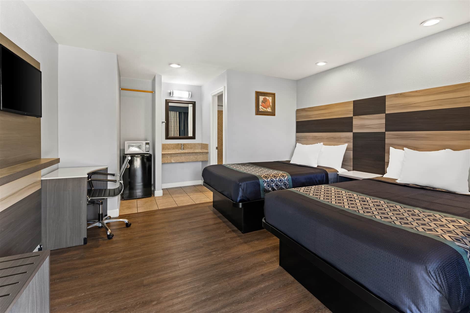 Bay Breeze Inn