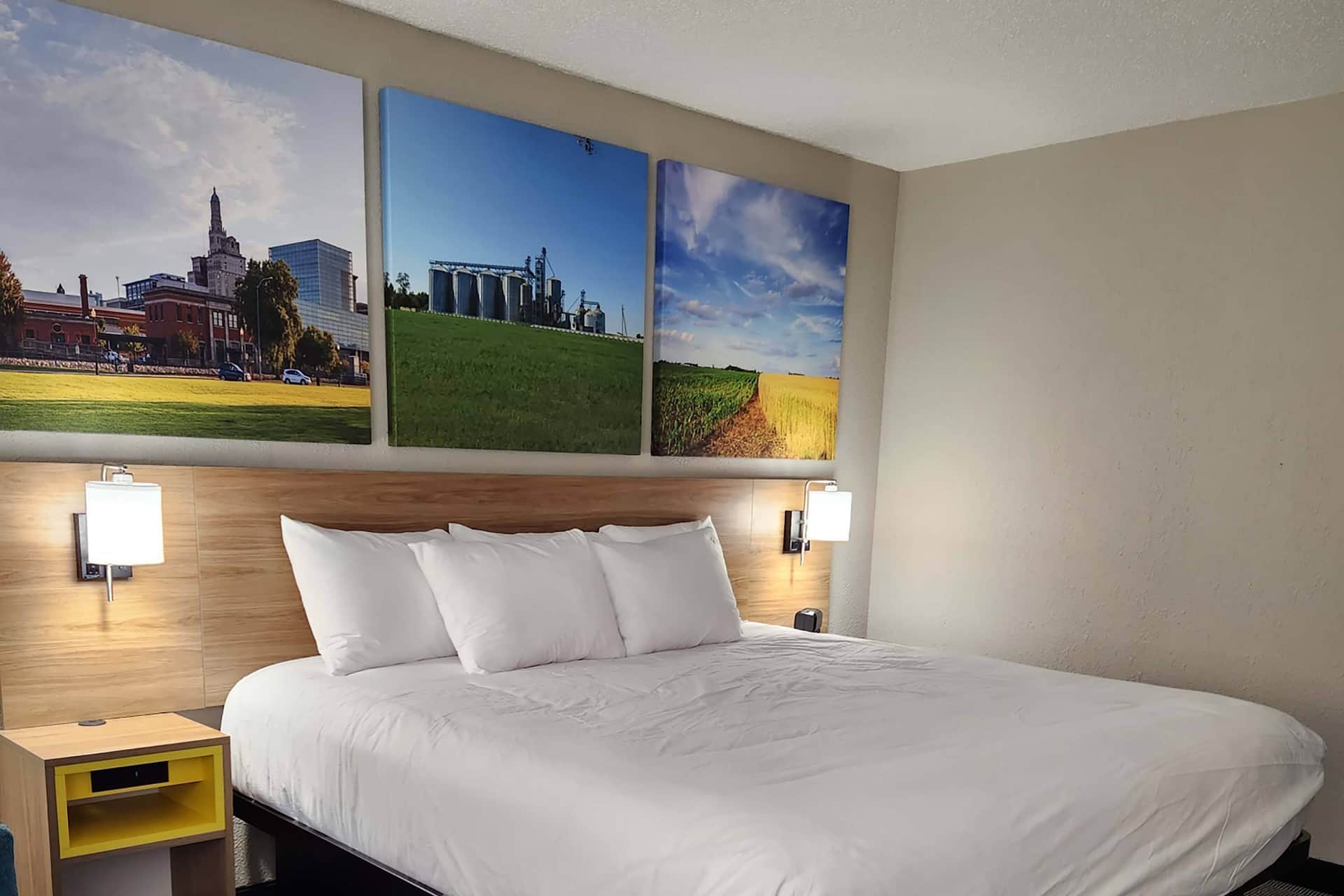 Days Inn by Wyndham Davenport