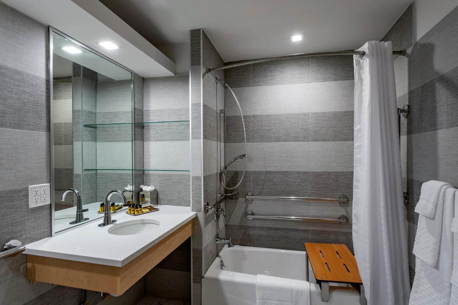 Best Western PLUS SOHO HOTEL