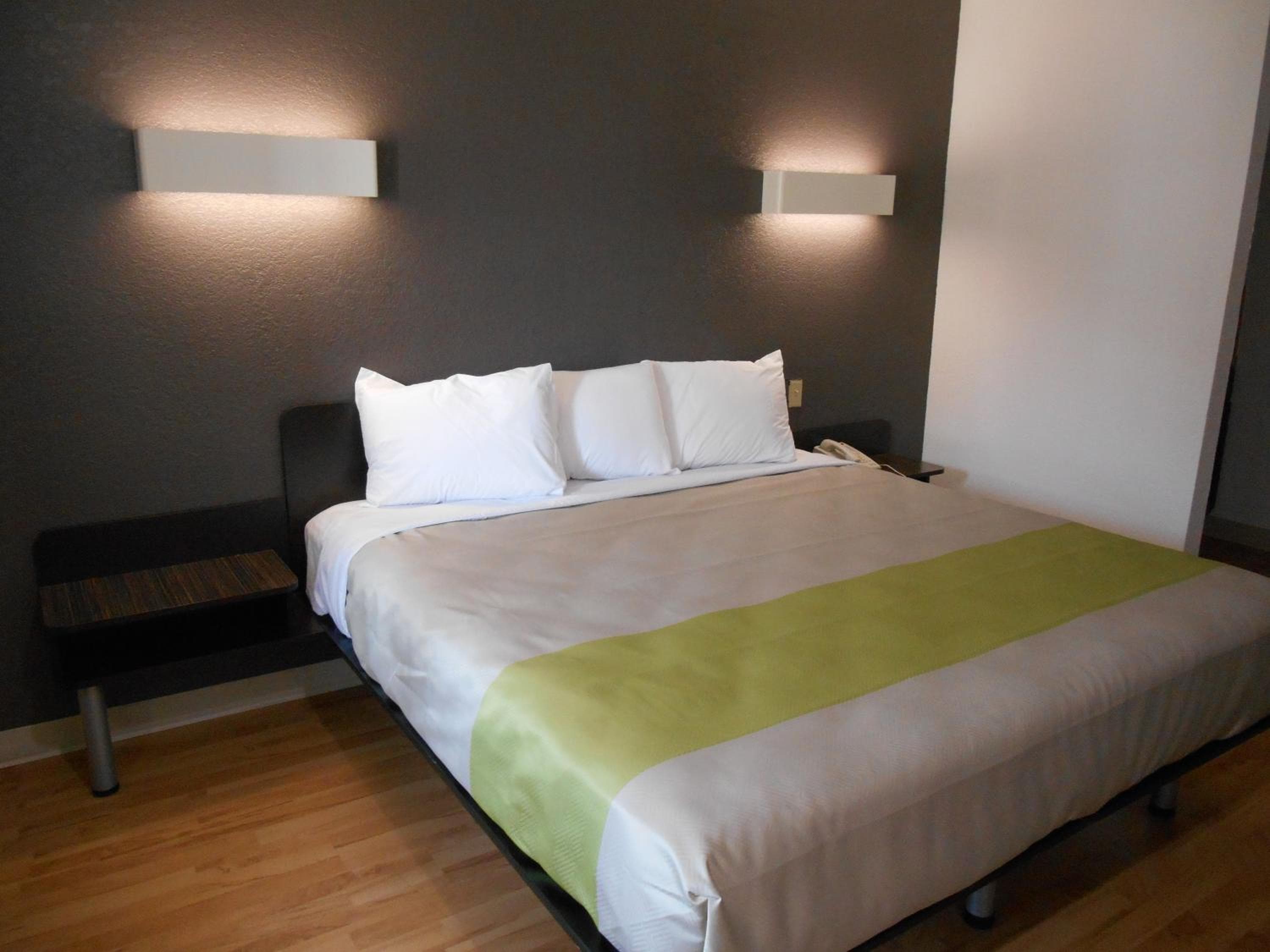 Studio 6-San Antonio, TX - Fort Sam Houston Area