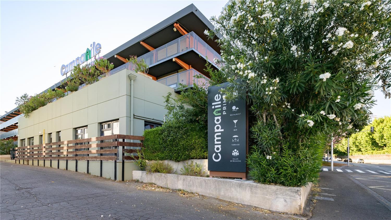 Campanile PRIME - Nîmes Centre