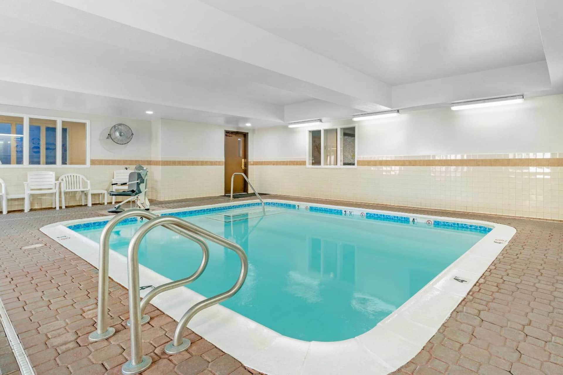 Comfort Inn & Suites Sacramento - University Area