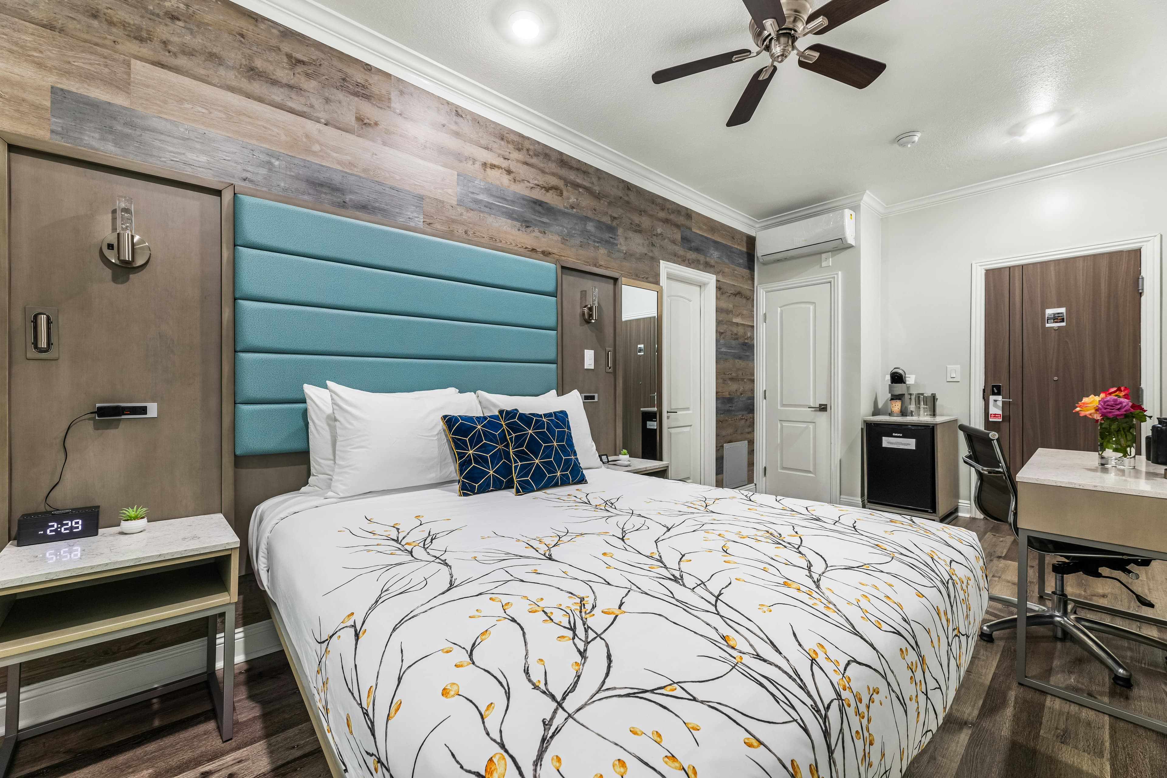 Lumea by the Sea Long Beach Convention Center