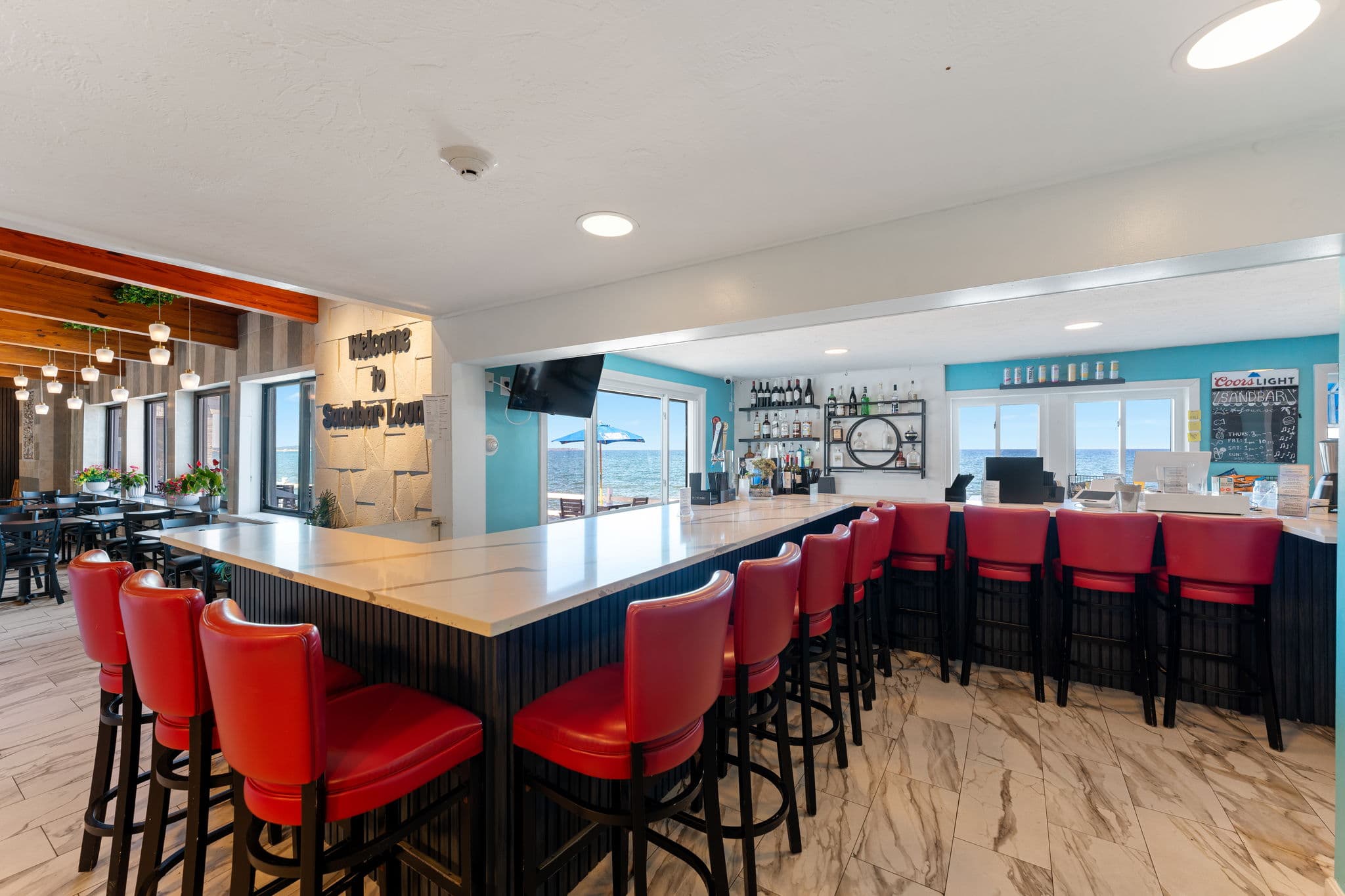 Pilgrim Sands Hotel on Long Beach