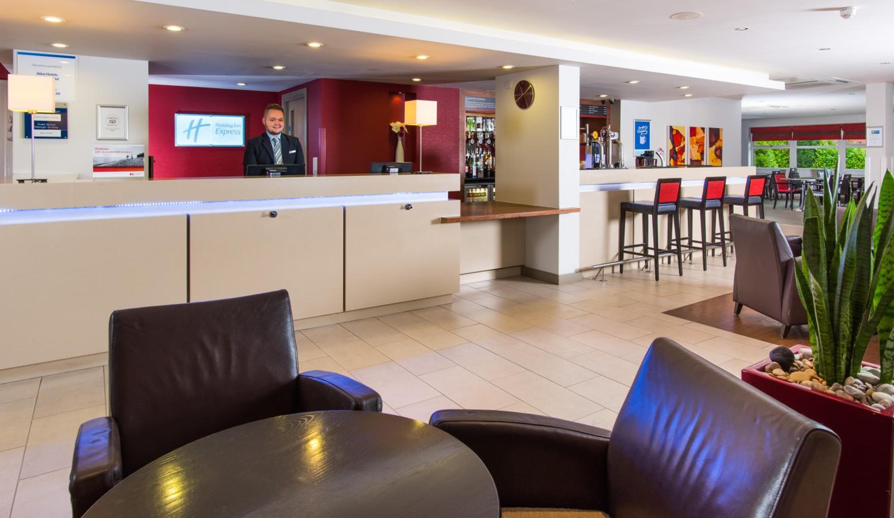 Holiday Inn Express - East Midlands Airport
