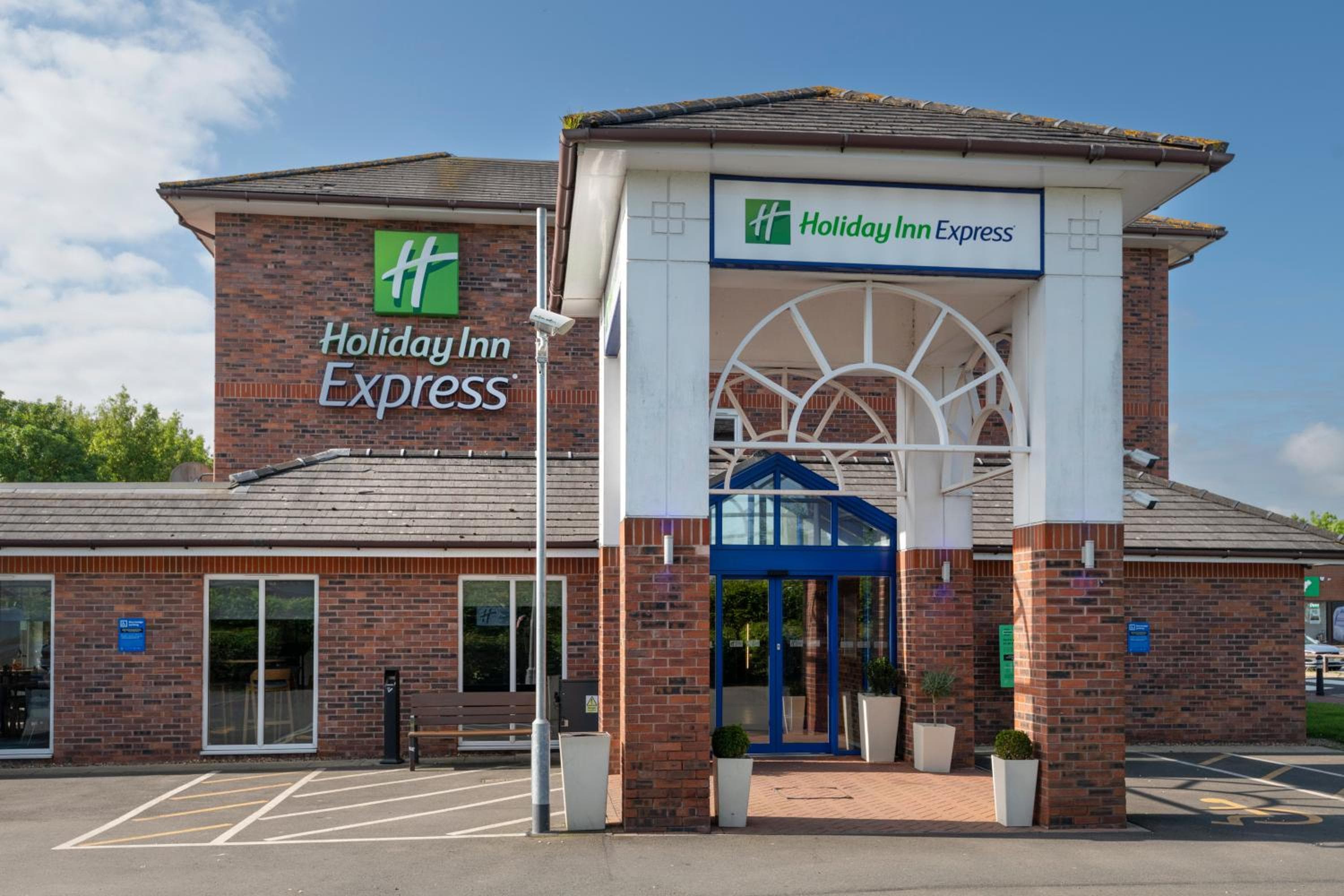 Holiday Inn Express - Lichfield