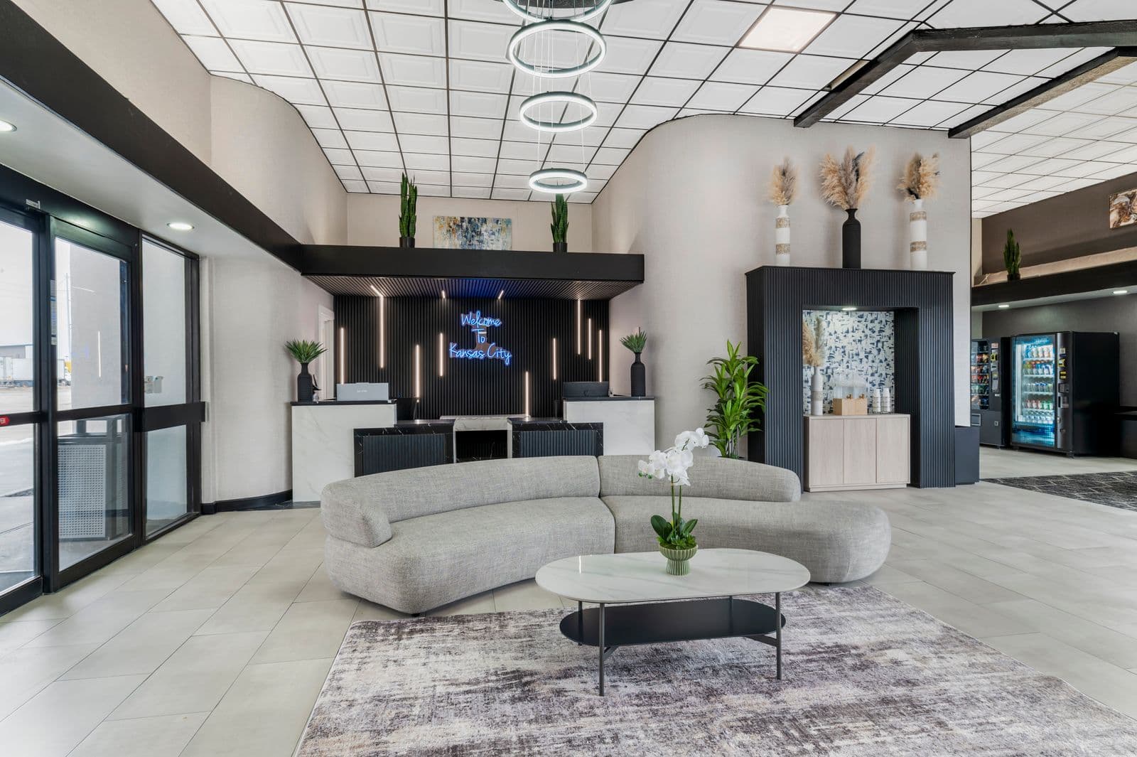 Cambridge Hotel - Kansas City