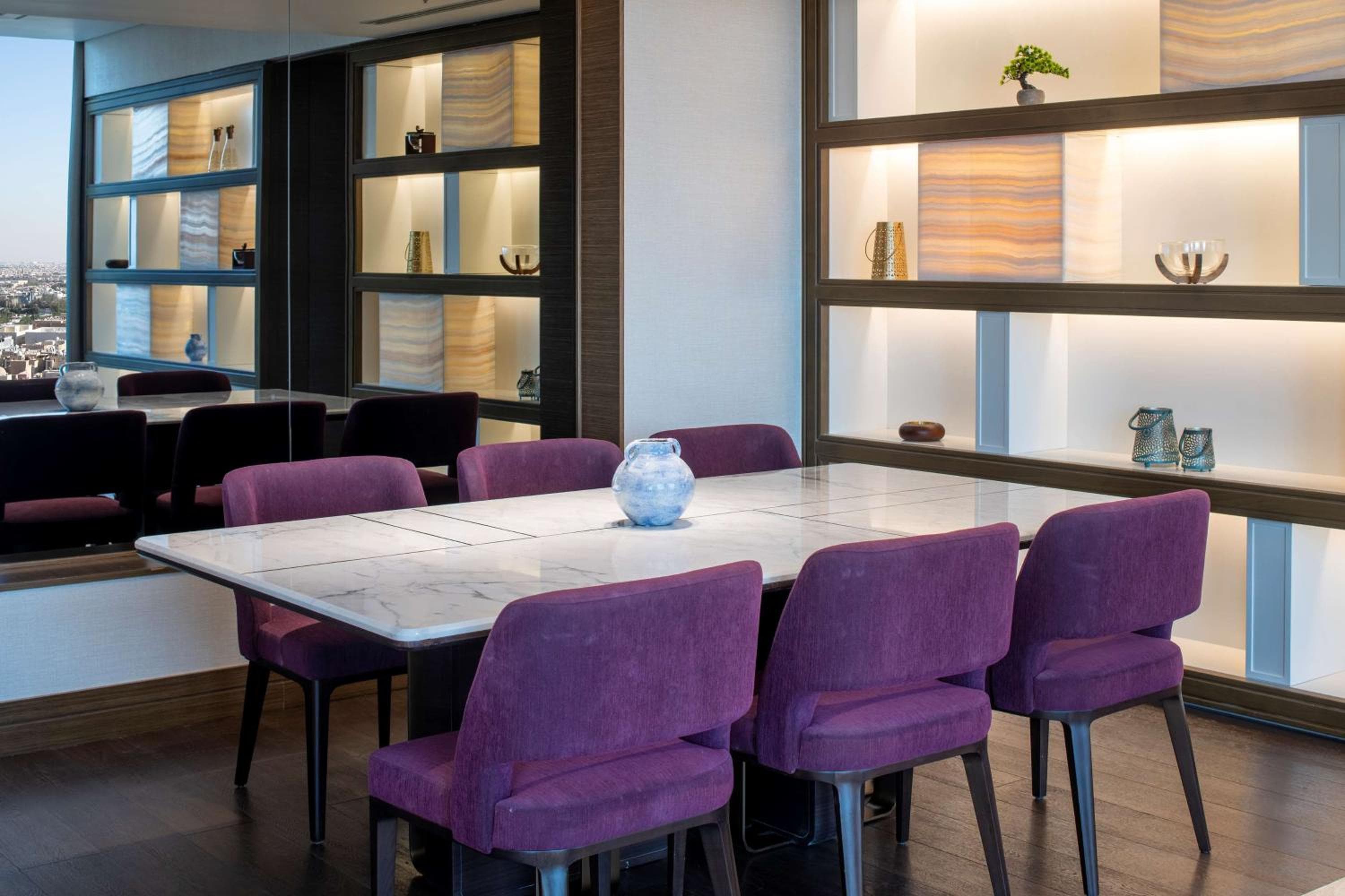 DoubleTree by Hilton Riyadh-Al Muroj Business Gate