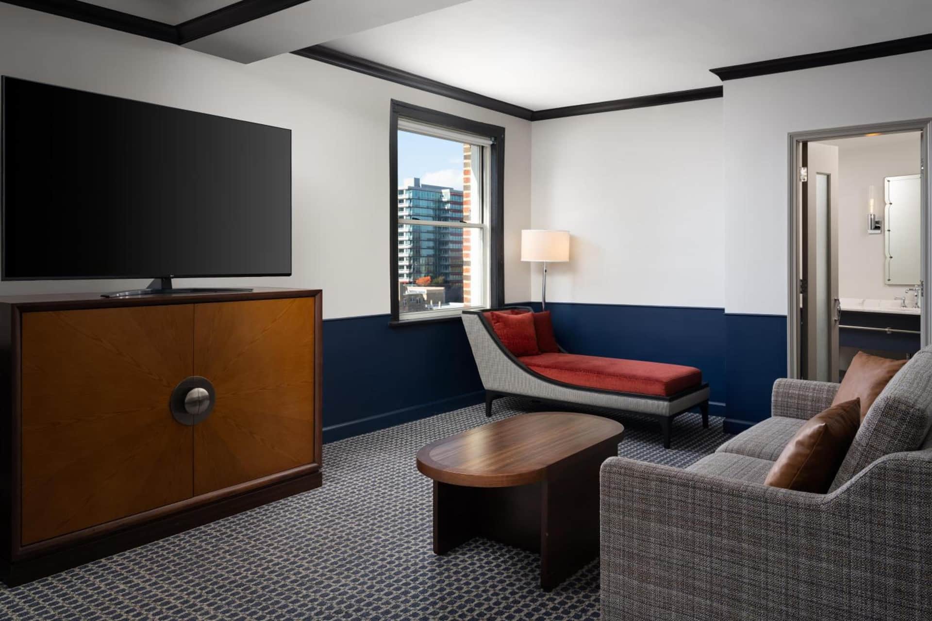 Hilton Orrington/Evanston