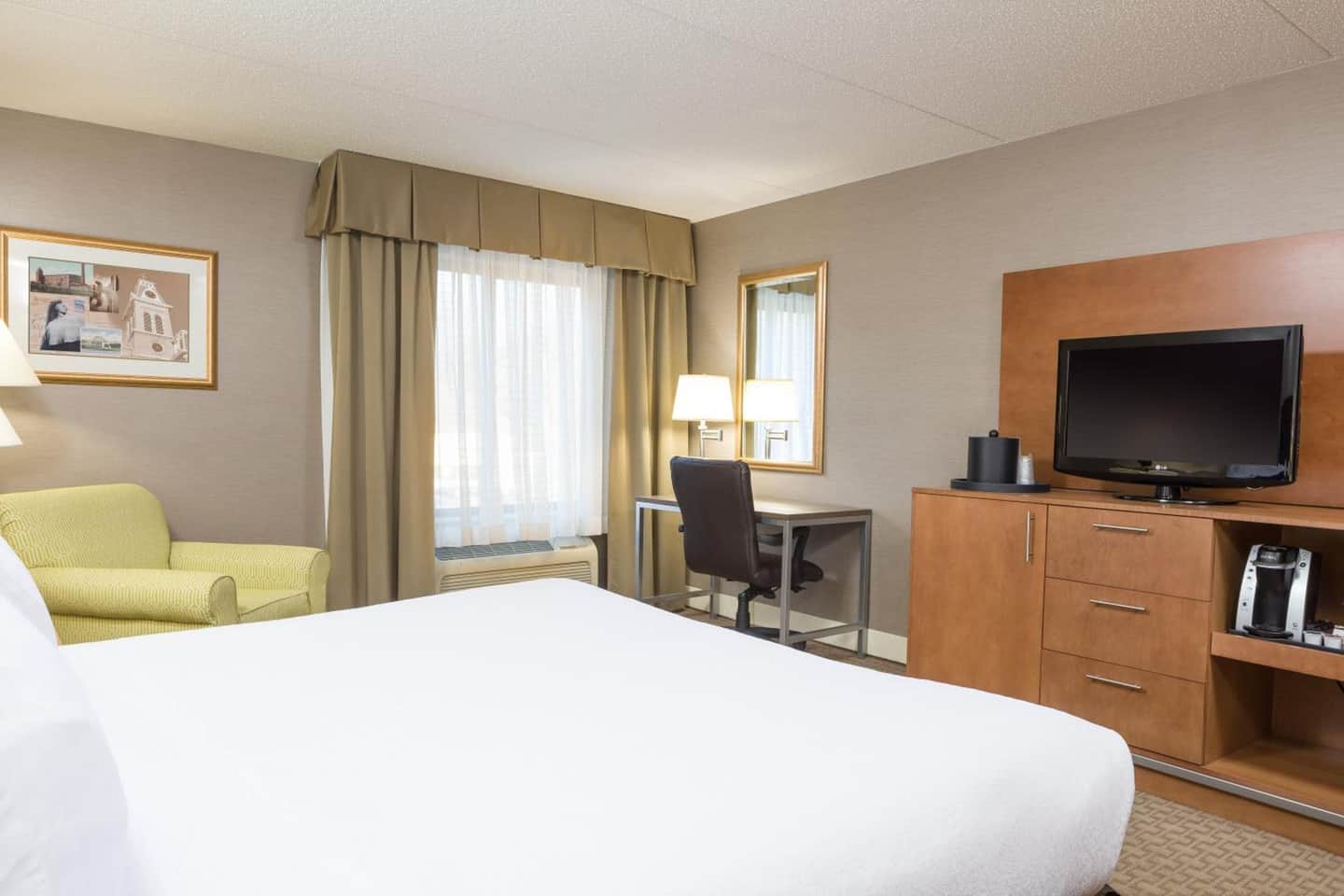Holiday Inn Manchester Airport by IHG