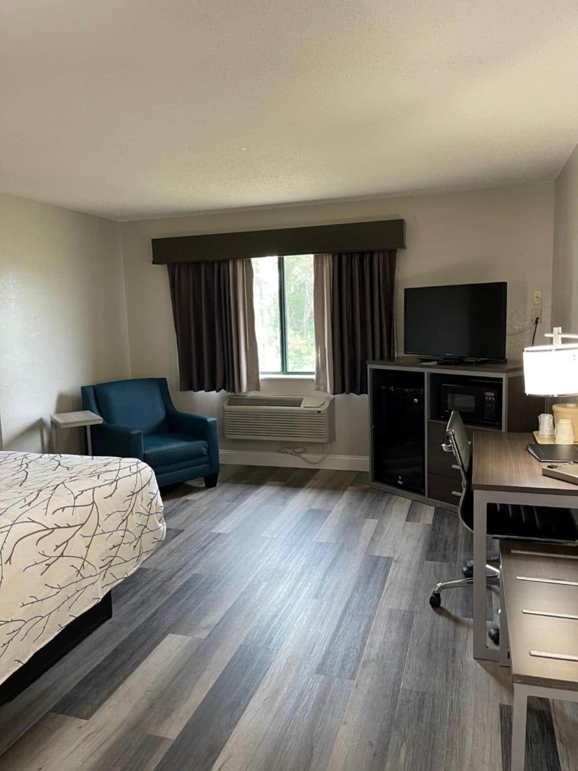 HomeTown Inn and Suites Belle Plaine