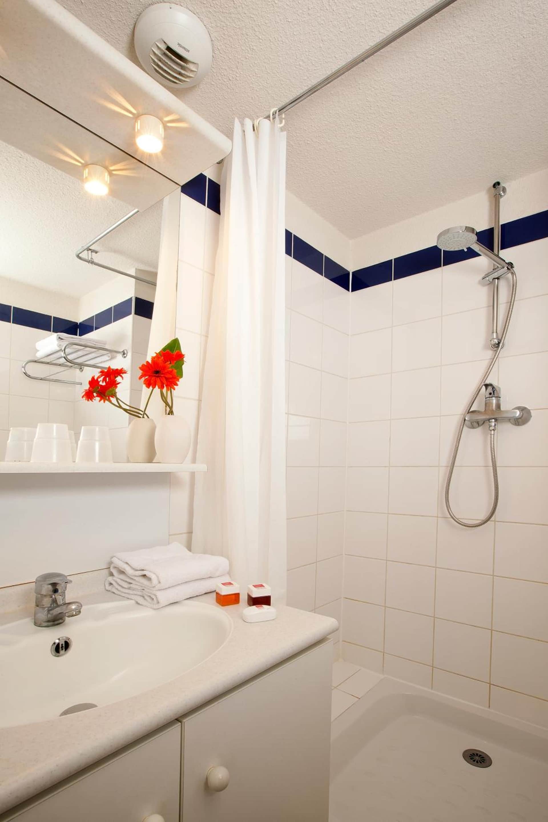 RESIDE APPARTHOTELS – Séjours & Affaires Résidence Rive Gauche