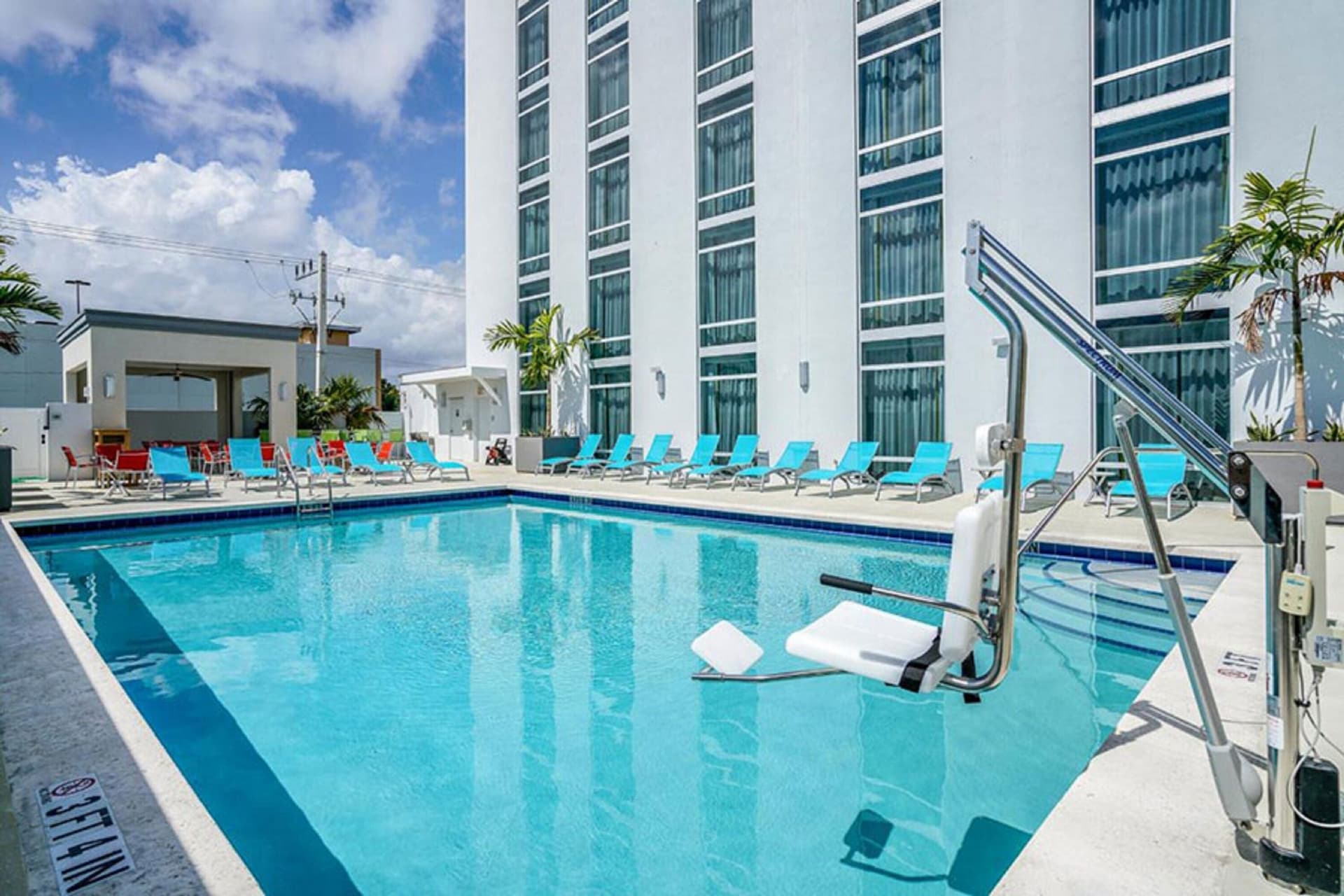 Hotel Dello Ft Lauderdale Airport, Tapestry Collection by Hilton