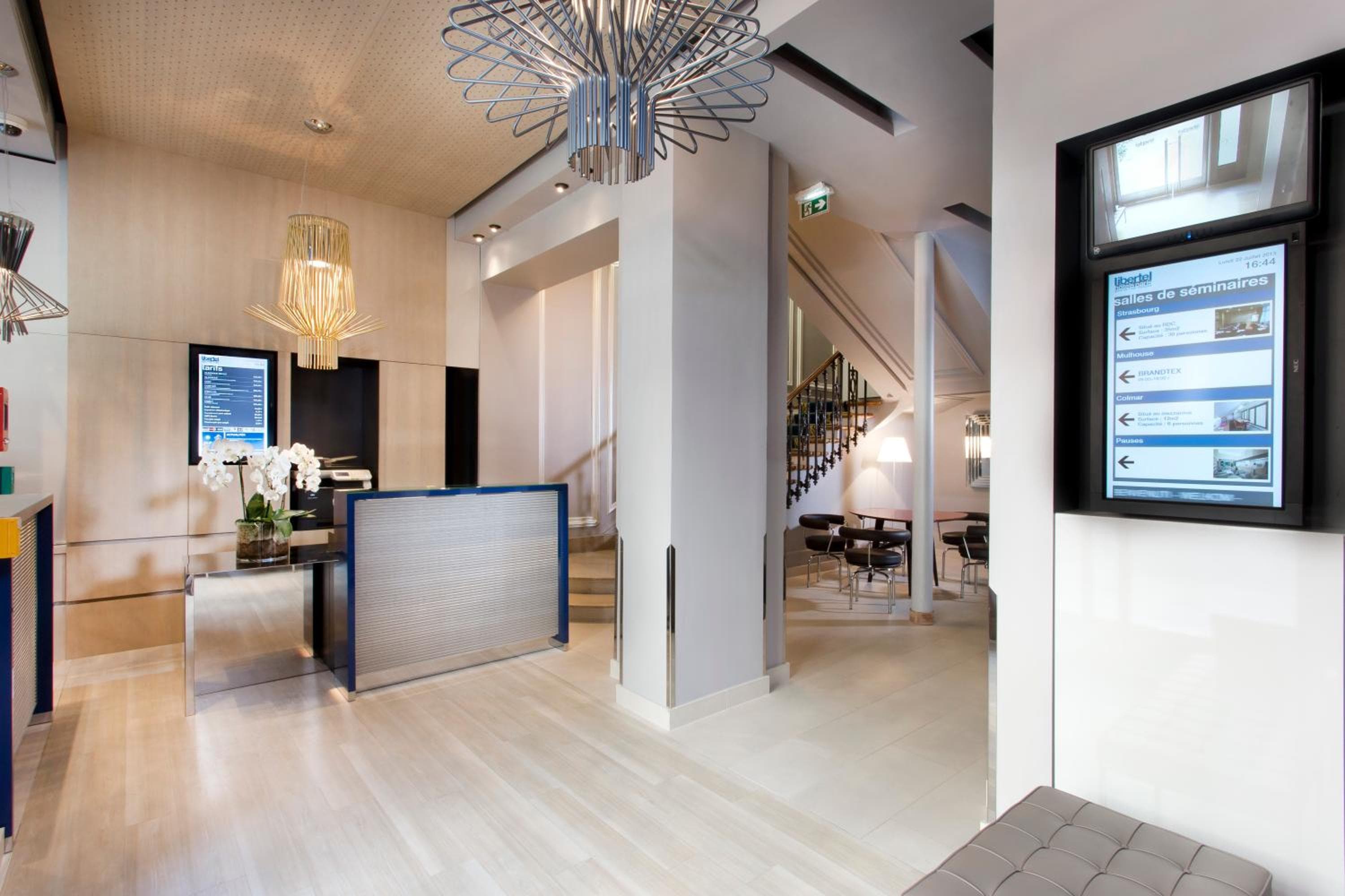 Libertel Gare de L'Est Français