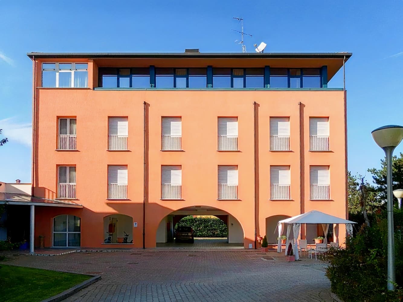 Bleis Hotel