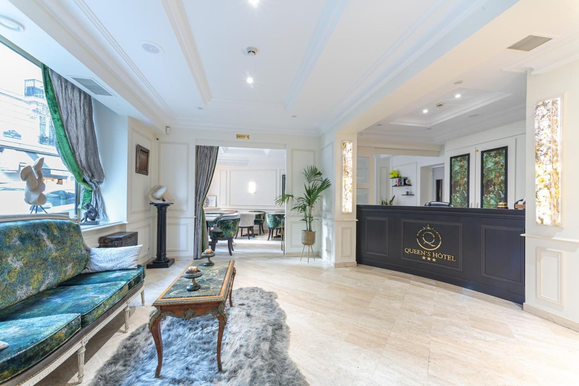 Queen's Boutique Hotel