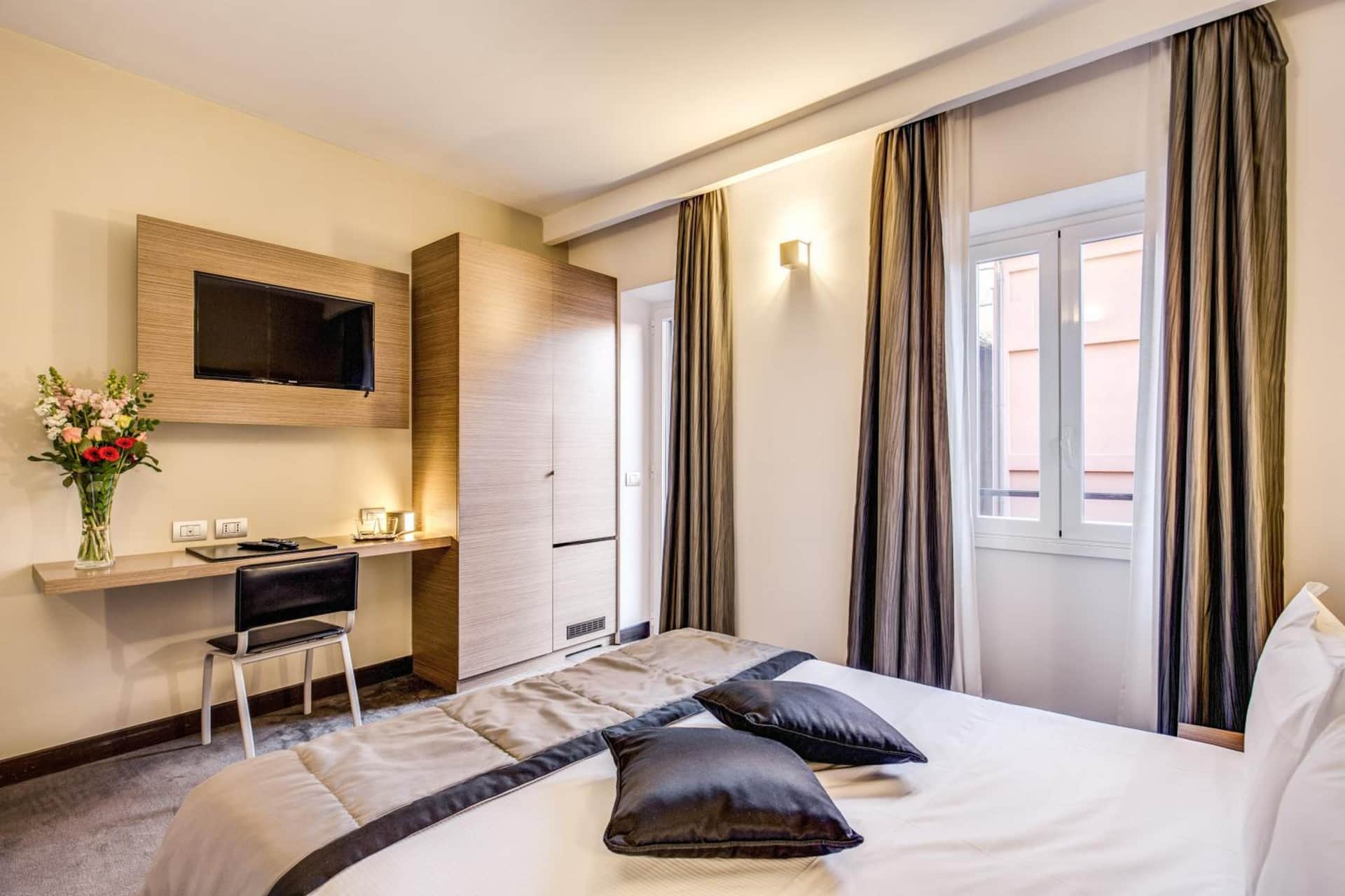 Hotel Trevi
