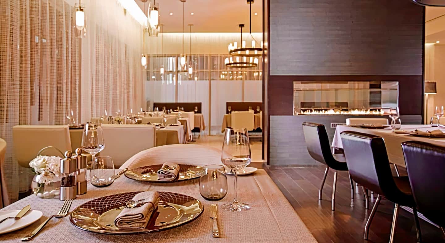 Pullman Dubai Jumeirah Lakes Towers