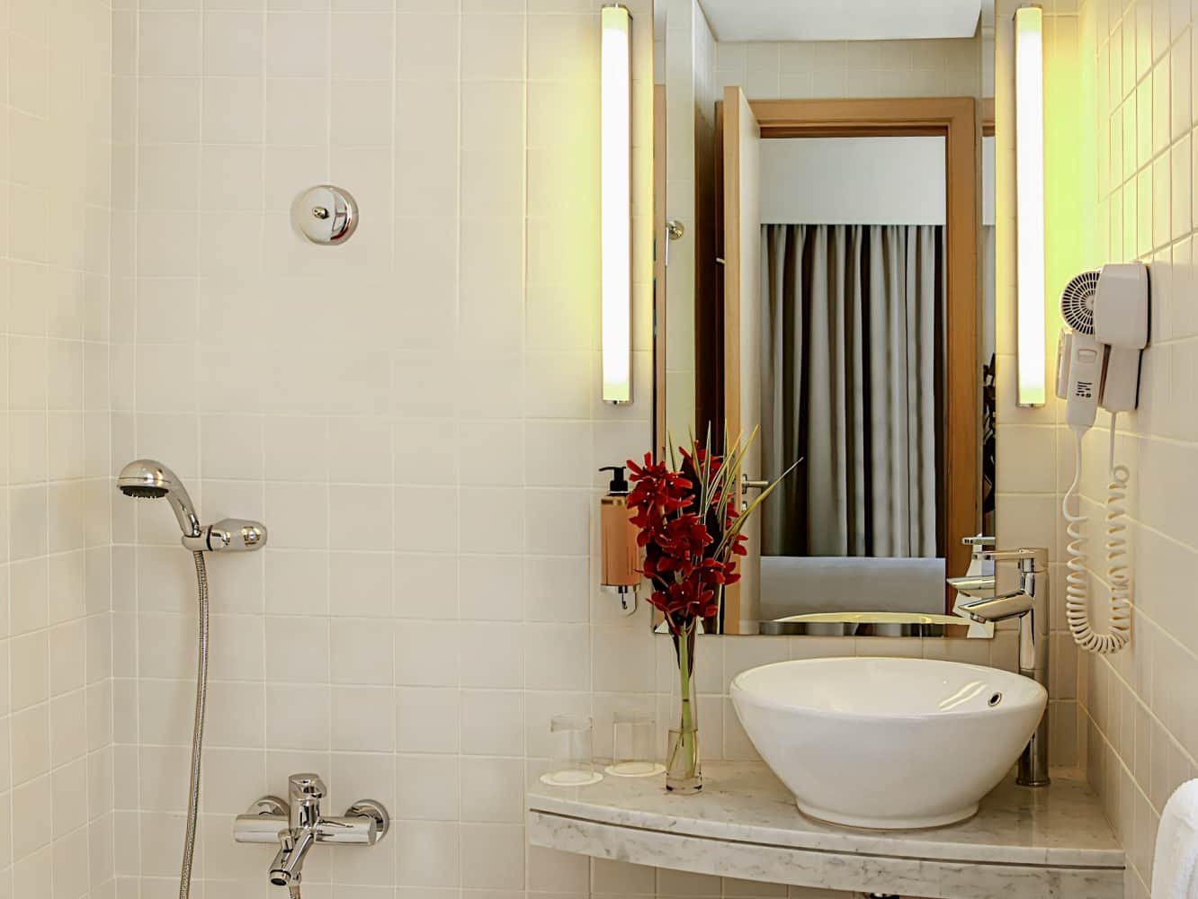 Novotel Suites Dubai Mall of the Emirates