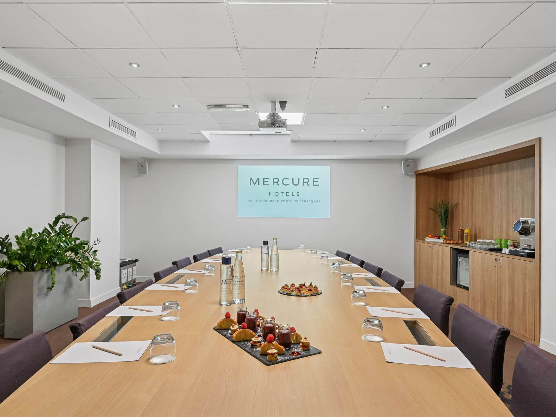 Mercure Paris Vaugirard Porte de Versailles Hotel