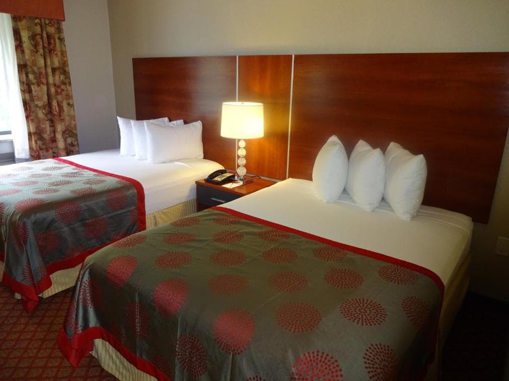 Ramada Staten Island Hotel