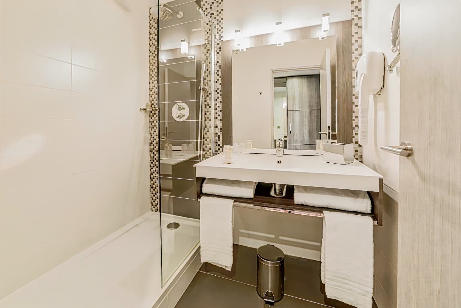 Best Western Plus Evreux Palais des Congres