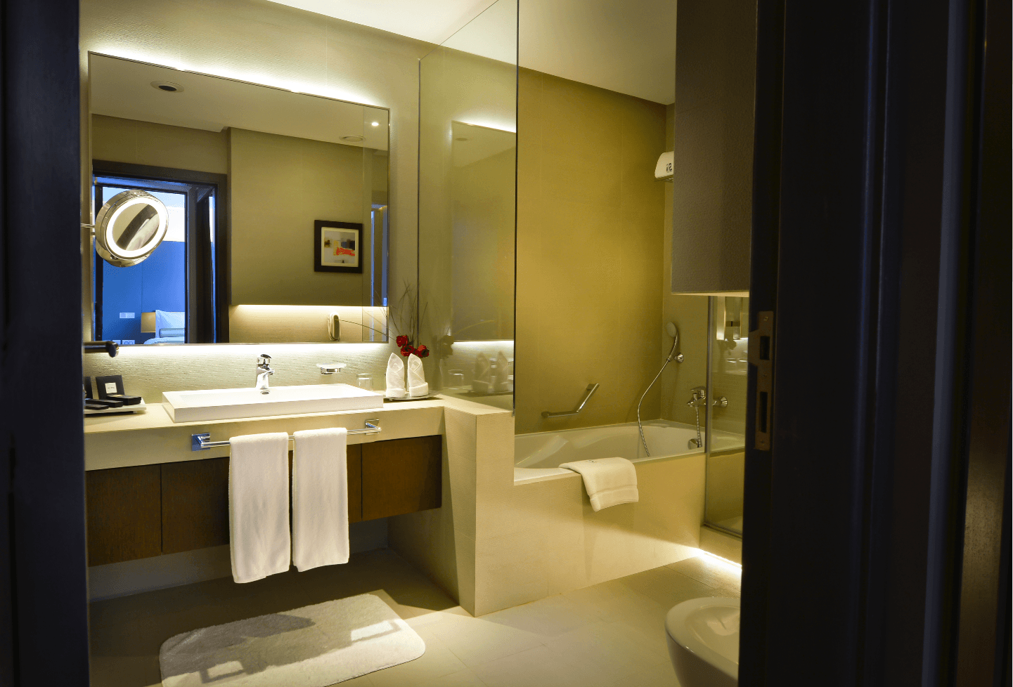 72 Hotel