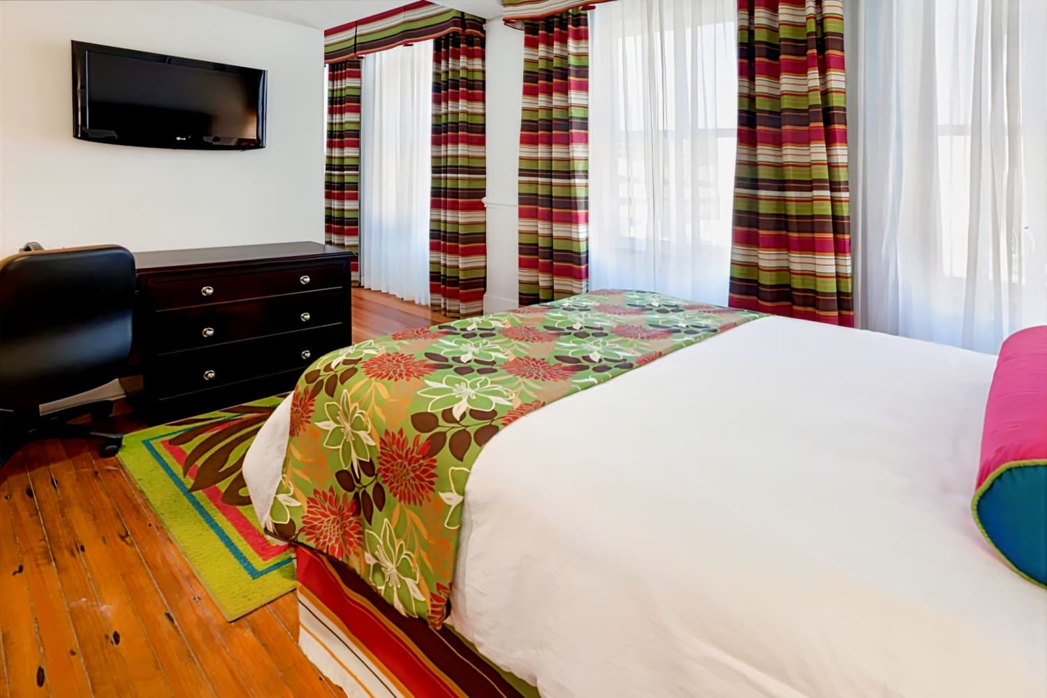 Hotel Gibbs Riverwalk Downtown San Antonio