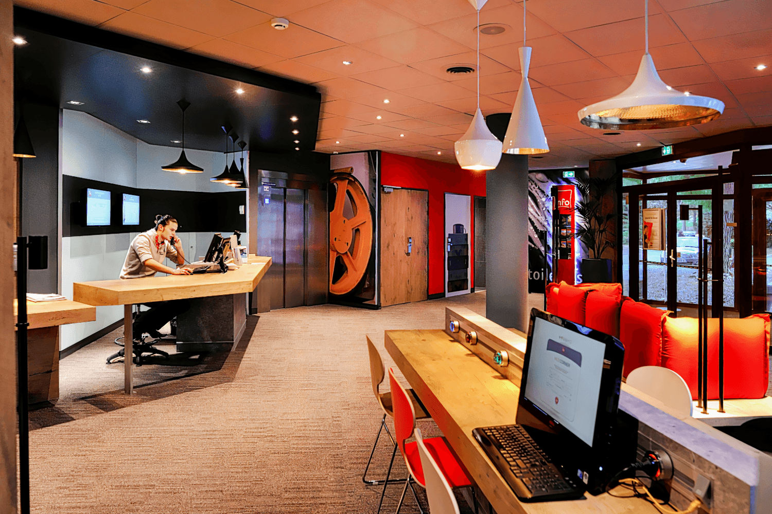 ibis Marseille Est La Valentine