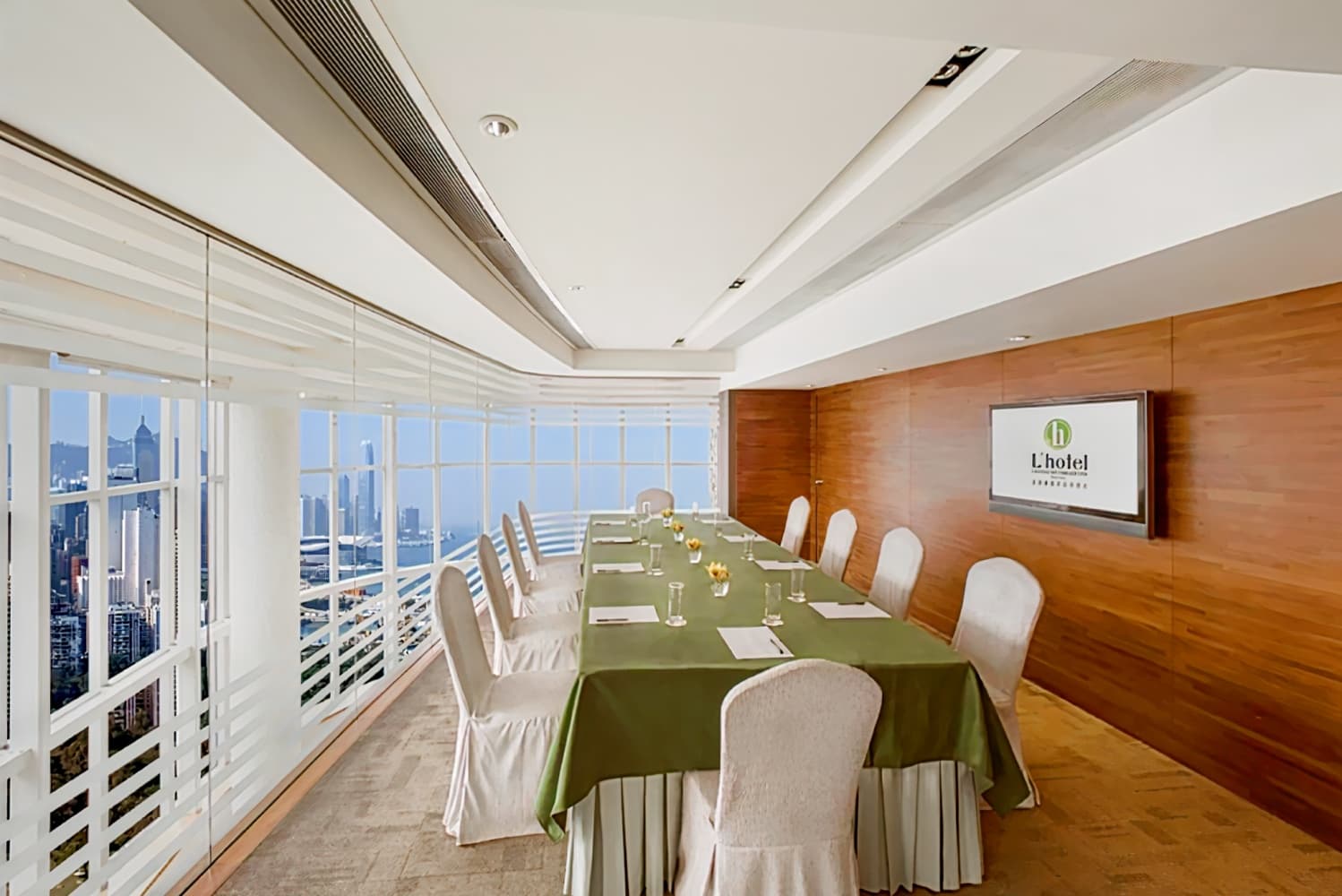 Nina Hotel Causeway Bay