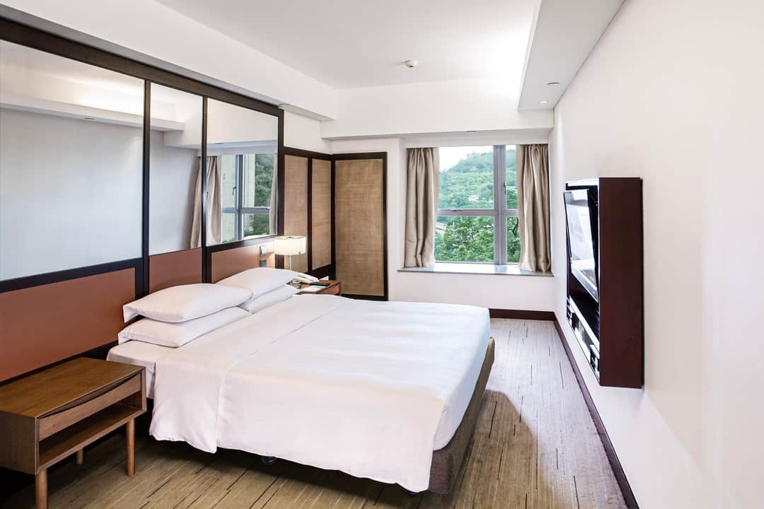 Royal View Hotel