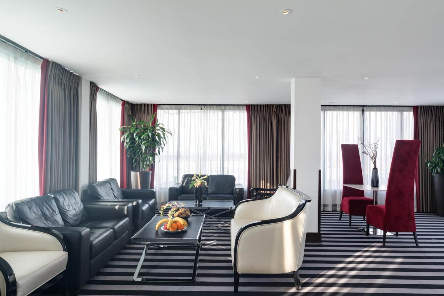 Park Grand London Heathrow