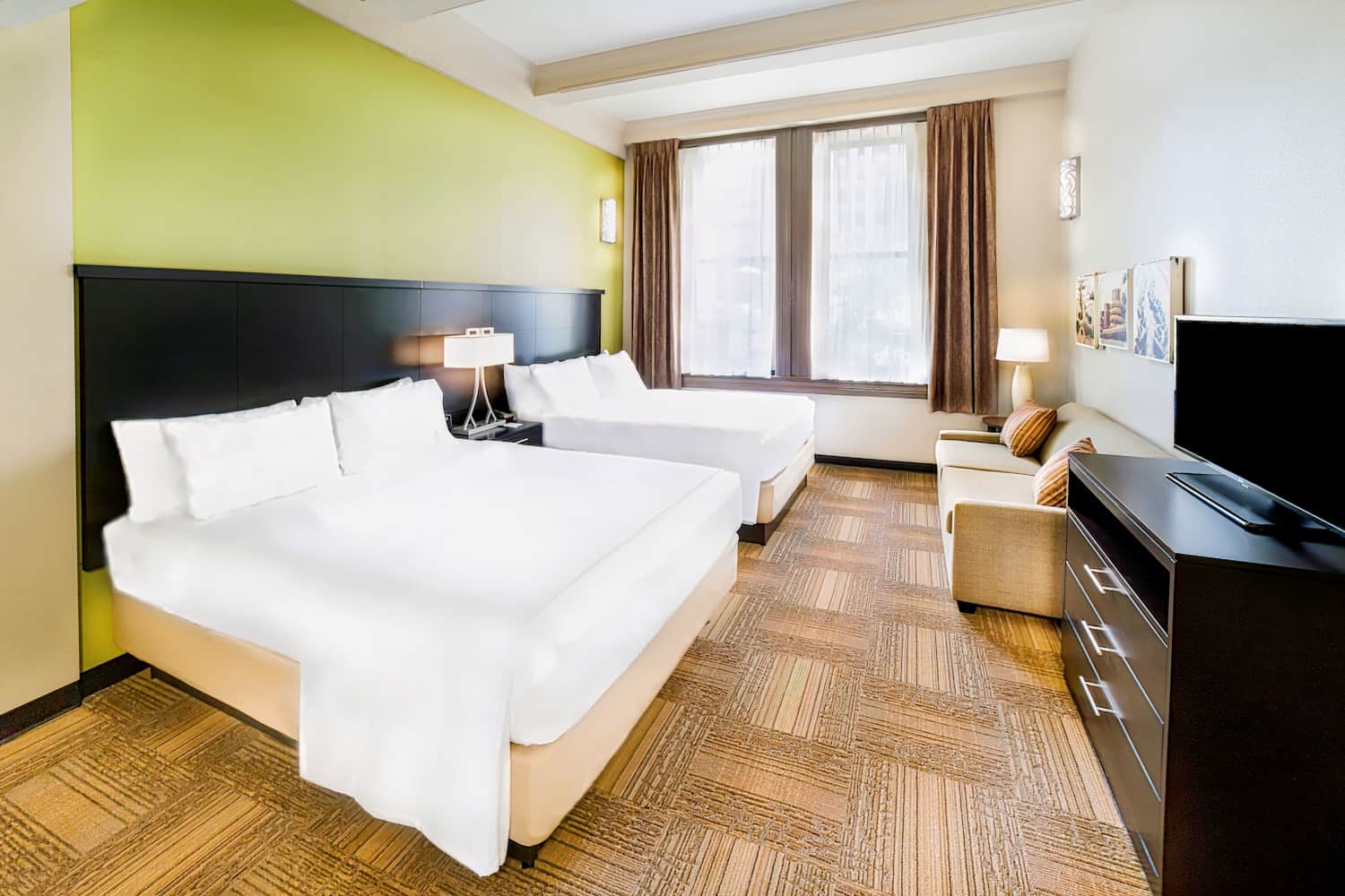 Staybridge Suites Baltimore Inner Harbor