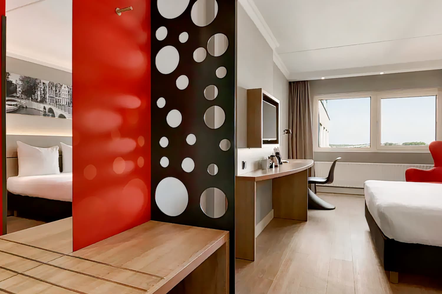 Ramada by Wyndham Amsterdam Airport Schiphol