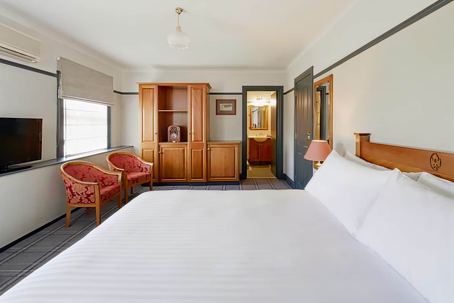 Brassey Hotel